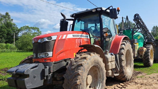 ZS Bērznieki traktors