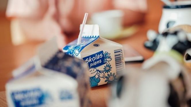 Skolas piena paciņas