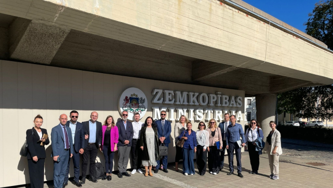 LAD tiekas ar viesiem no Kosovas