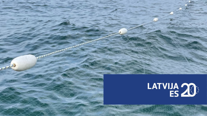 Latvija ES 20, zvejas tīkls jūrā