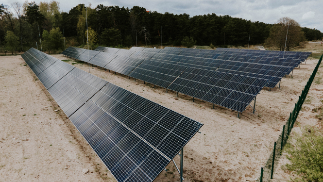 Saules paneļu parks