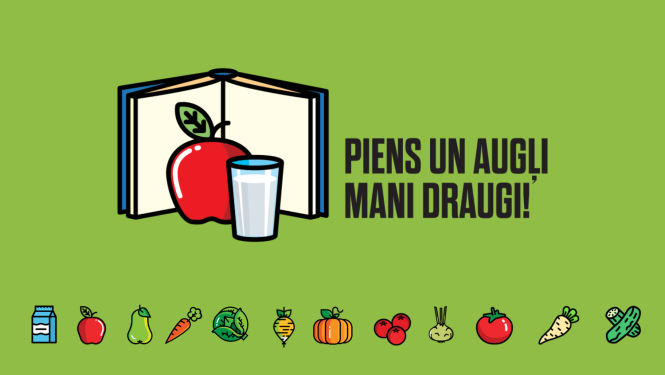 Piens un augļi skolai programmas logo uz zaļa fona ar programmas produktu attēliem zem tā