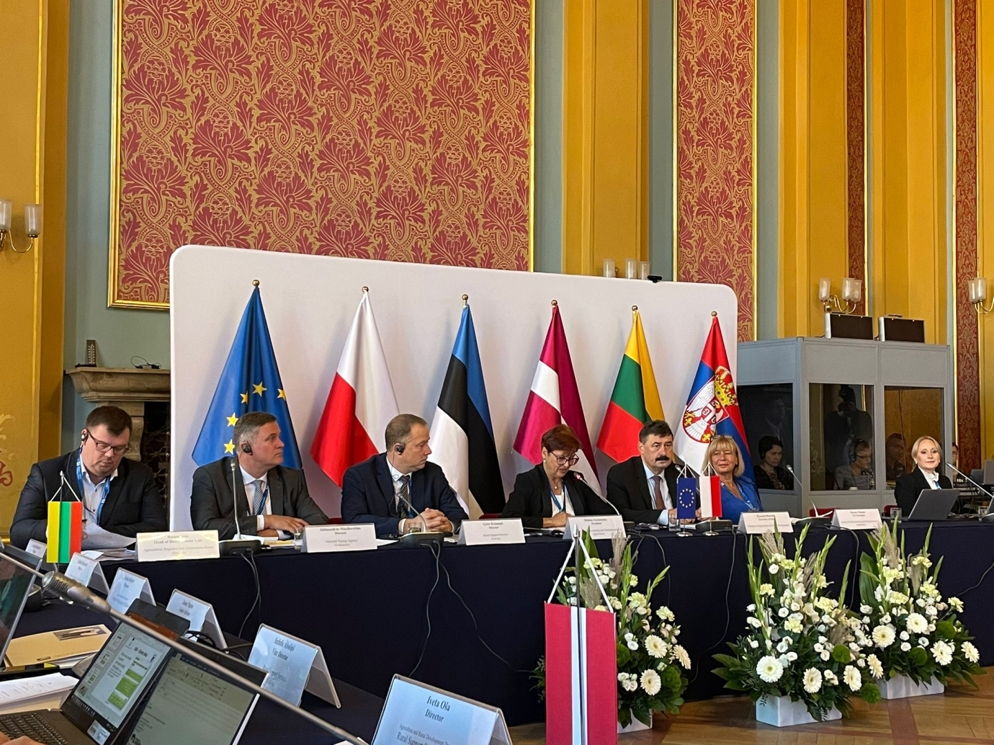 Prezidija galds Baltijas valstu un Polijas maksājumu aģentūru konferencē
