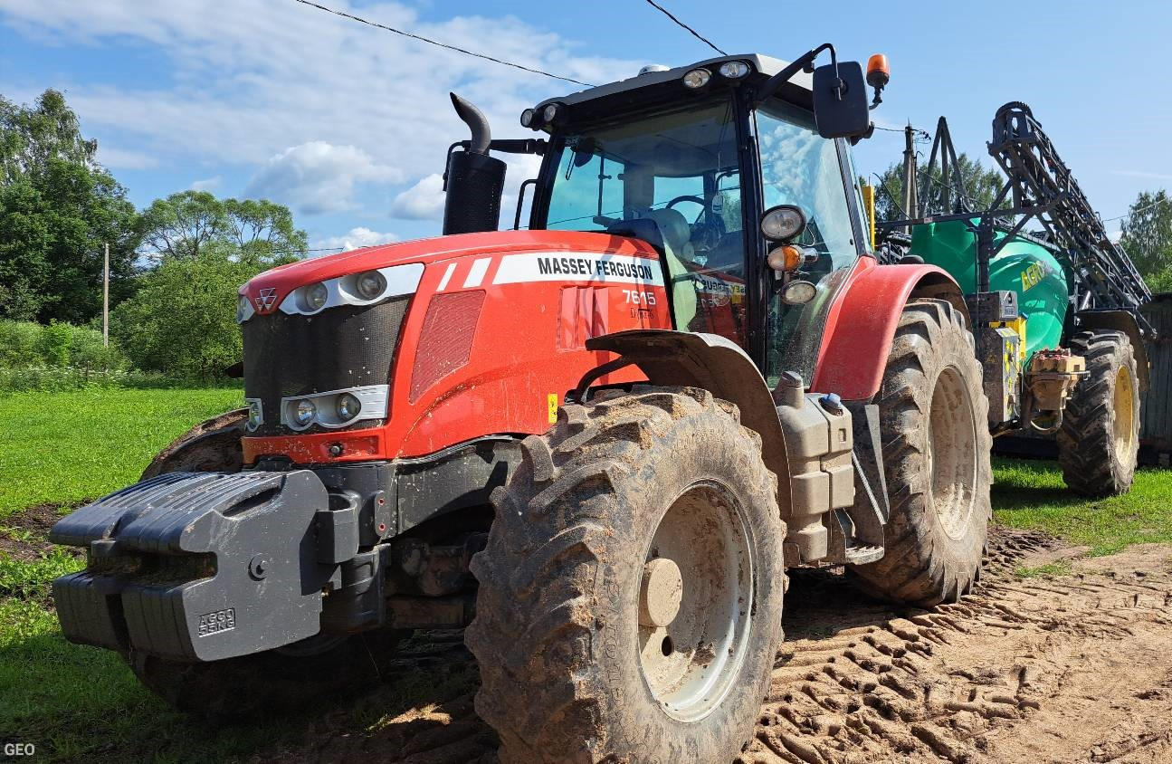 ZS Bērznieki traktors